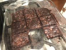 A plate of chocolate brownies